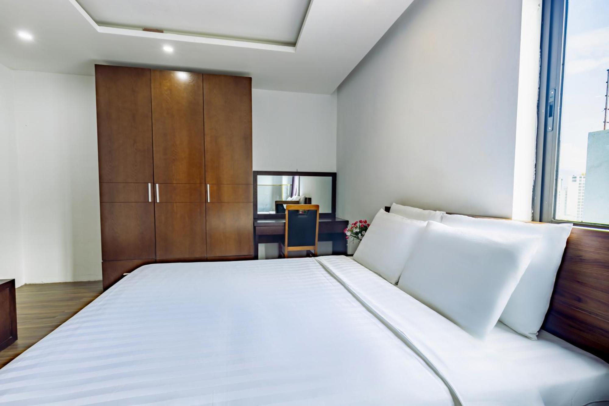 Golden Sun Hotel Danang Extérieur photo