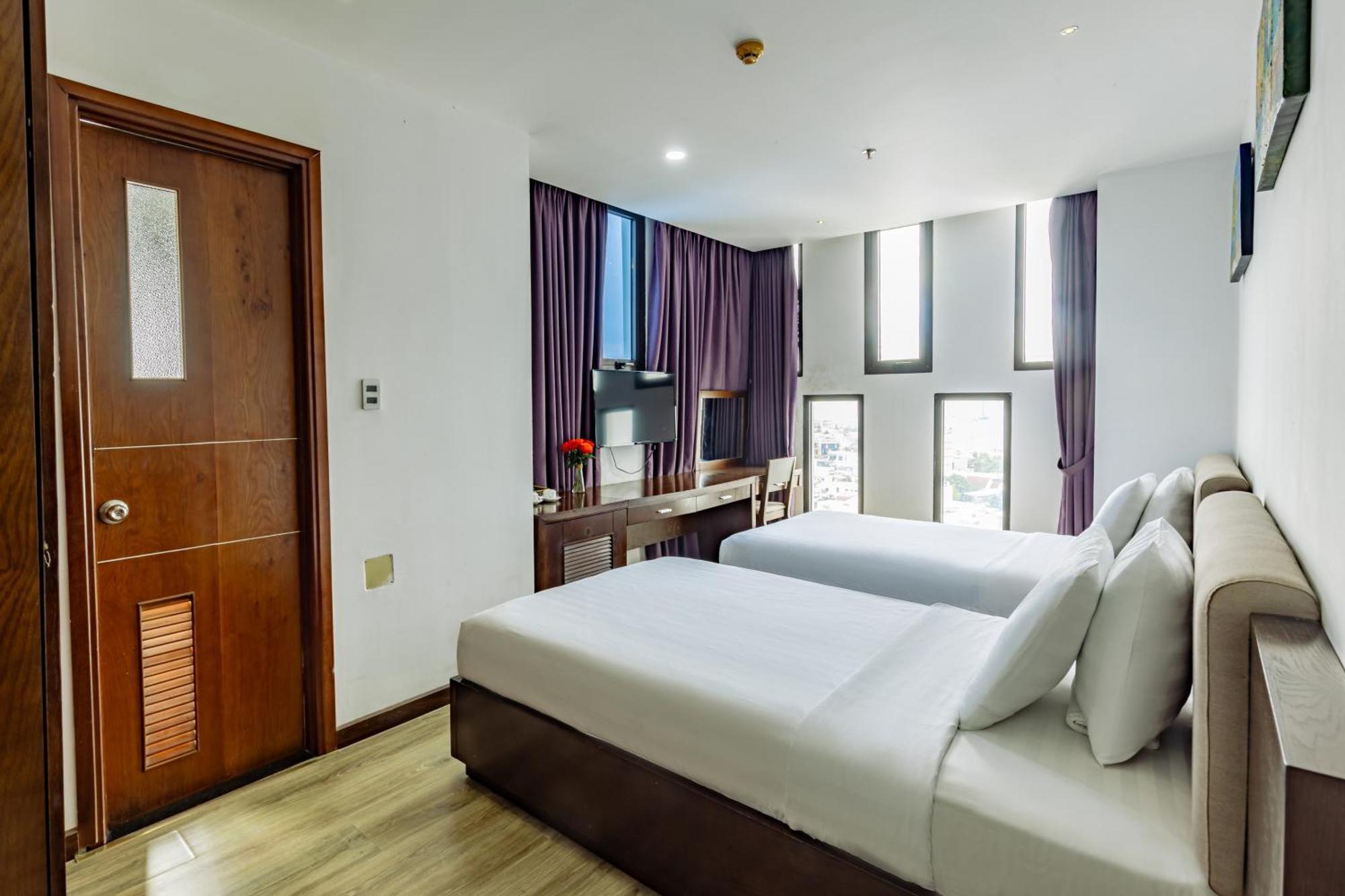 Golden Sun Hotel Danang Extérieur photo
