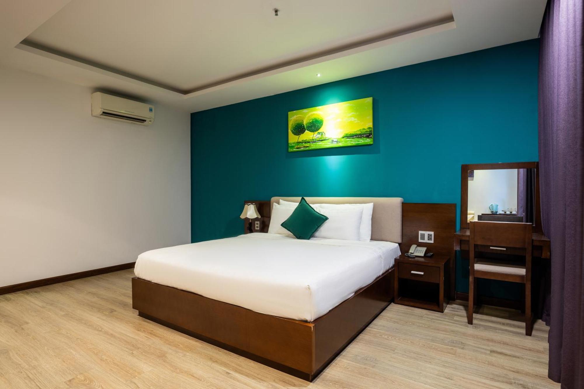 Golden Sun Hotel Danang Extérieur photo